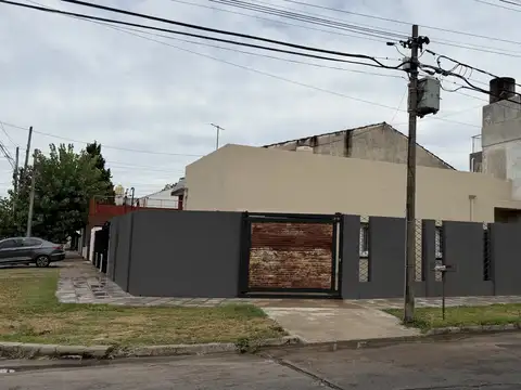 Alegría esq Alcorta