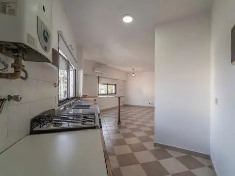 Depto Tipo Casa en Venta en Villa Pueyrredon, USD 165.000
