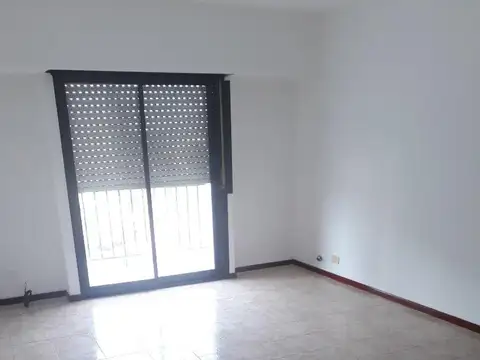 Condarco 3200, Piso 5°