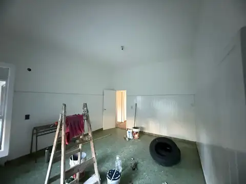 Depto Tipo Casa en Alquiler con 1 cocheras