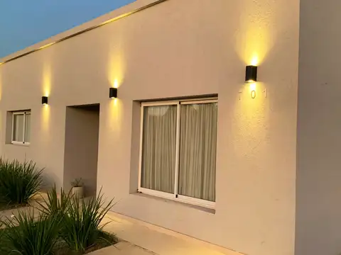 Casa  en Alquiler en El Cantón, Escobar, G.B.A. Zona Norte