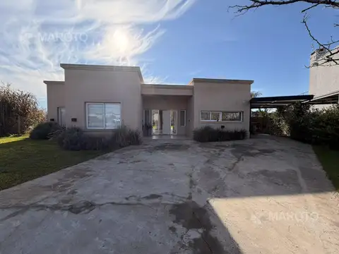 Casa en Alquiler de 4 dormitorios
