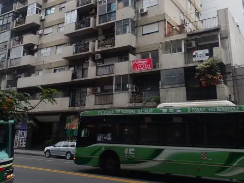 Las Cañitas, Luis M Campos al 200, esq.Dorrego, 2 Amb cfte. Bcón, Apto Prof. Coc indep. LaVv. Bño cpto. Subte, Tren ,Colectivos