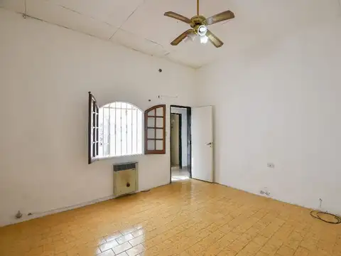 Depto Tipo Casa 2 ambientes con 1 baño