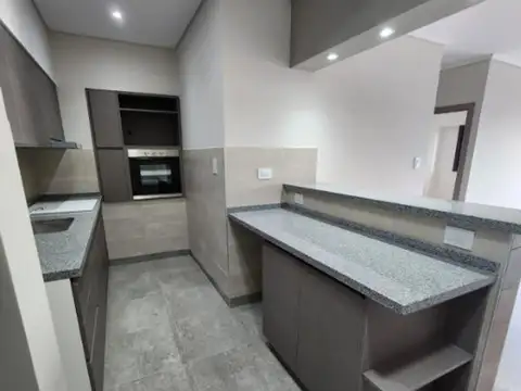 Zeballos 4300, Piso 2°