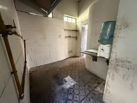 Local en Alquiler en Campana, $ 1.300.000