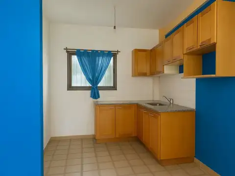 VENTA PH 2 AMB. - LOS PORTONES - ITUZAINGO NORTE