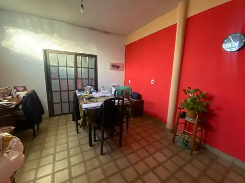 Calle José María Paz 400