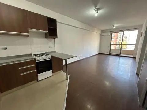 2 AMB CUARTO PISO 39 M2 CONTRAFRENTE  BALCÓN 2,7 X 1,2 .SUM