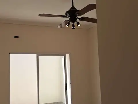 Depto Tipo Casa en Alquiler al Norte