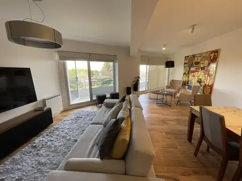 Departamento 4 ambientes con 3 baños