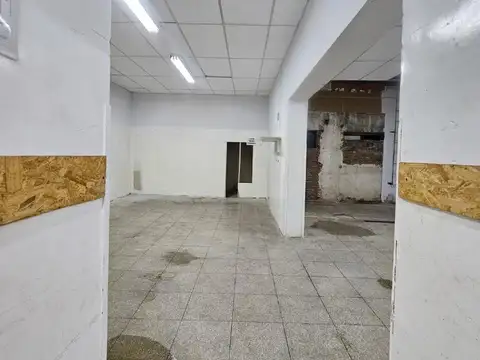 Local en Venta en Pompeya, USD 399.000