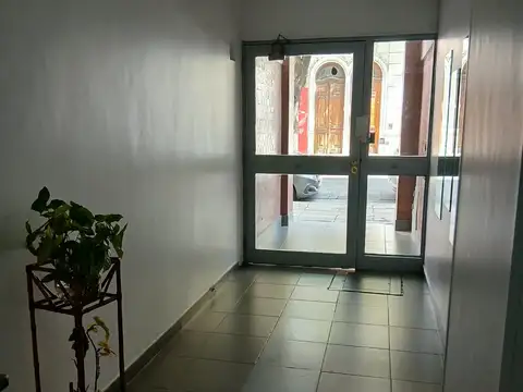 CONSTITUCIÓN 2000 - MONOAMBIENTE EN VENTA