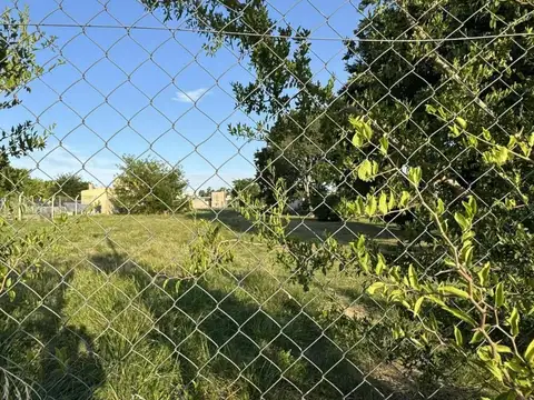 Lote en venta, Apto Banco, en Barrio La Chiquita calle 135 y 446, City Bell