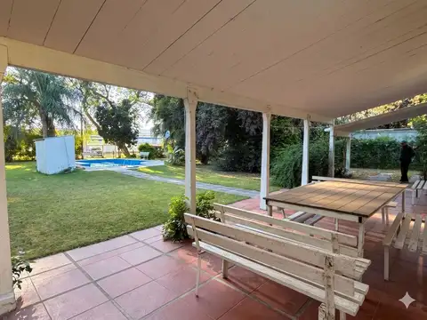 VENTA/CASA/QUINTA/AMPLIO TERRENO/BELLA ITALIA