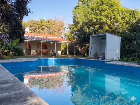 Casa en Venta con 1 cochera