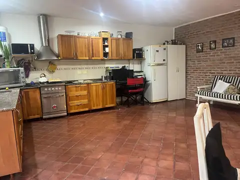 Depto Tipo Casa en Venta de 9 ambientes