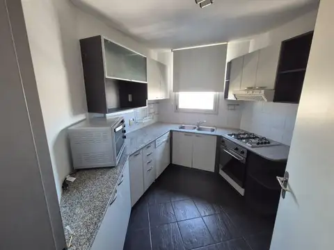 Departamento en Alquiler en General Roca, $ 1.550.000