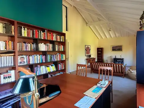 Casa 5 ambientes con 6 baños