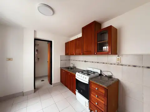Depto Tipo Casa en Alquiler en Abasto, $ 850.000