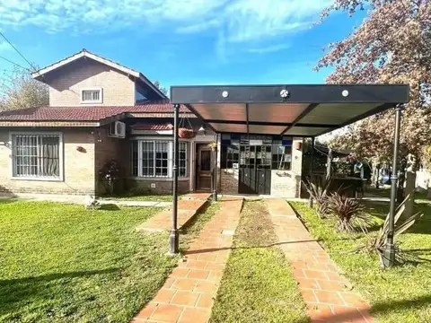 Venta hermosa casa en Los Mirasoles - Pilar 100