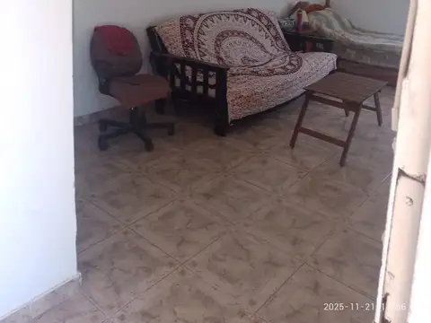 CHALET DE 2 AMBIENTES EN BARRIO ALFAR SOBRE LOTE PROPIO