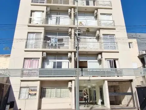 Departamento Centrico de 1 dormitorio con cochera 