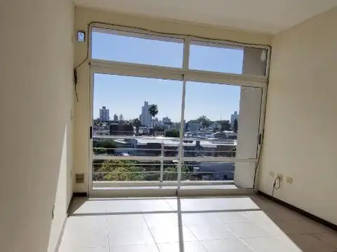 Departamento en Alquiler en San Nicolás de los Arroyos, $ 550.000