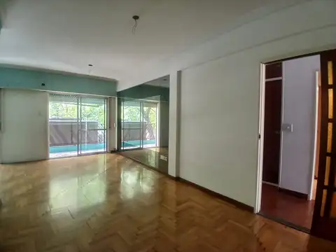 Casa de 5 Ambientes con Garage y Patio