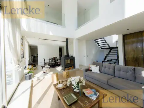 Casa en Venta al Noreste
