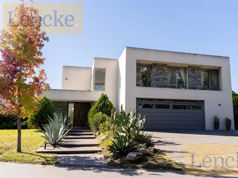 Casa en Albanueva