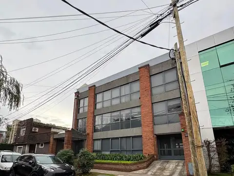 Oficina en Alquiler 25 años