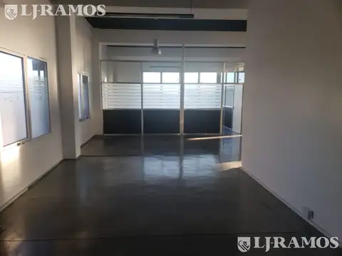 Oficina en Venta al Este