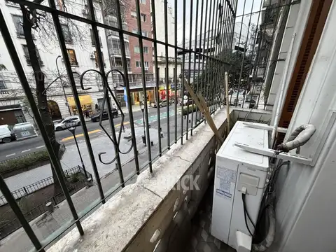 Depto Tipo Casa 3 ambientes con 2 baños