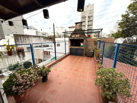 PH en Venta en el corazón de Caballito con terraza, parrilla y patio