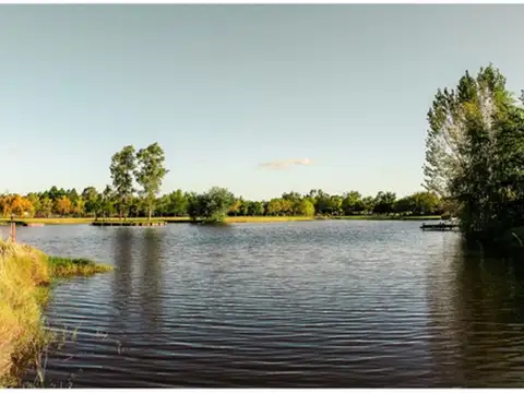 Terreno en Venta en Fincas de San Vicente, USD 13.000