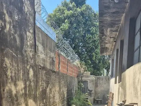 Casa en Venta en Berazategui, USD 99.000