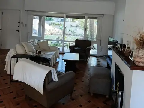 Casa en Venta en Acassuso, USD 480.000