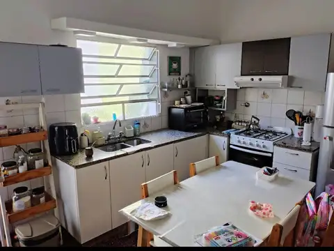 Lavalle 2300