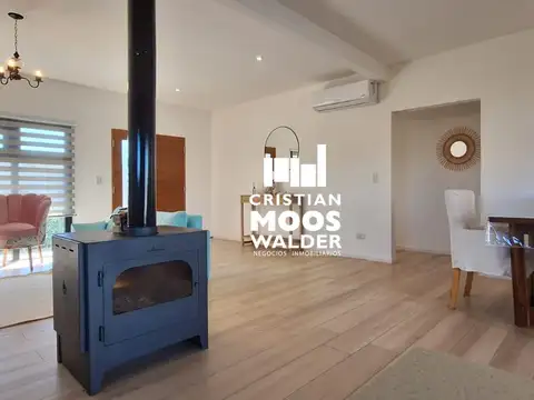 Casa 3 ambientes con 2 baños