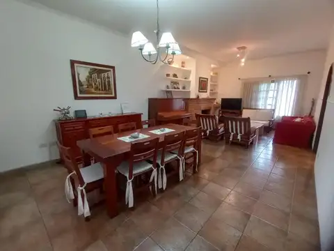 Casa en Venta en Villa Luzuriaga, USD 155.000