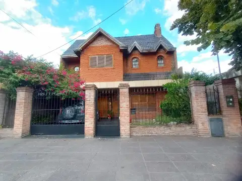 CASA 5 AMB. SOBRE LOTE DE 10 X 35