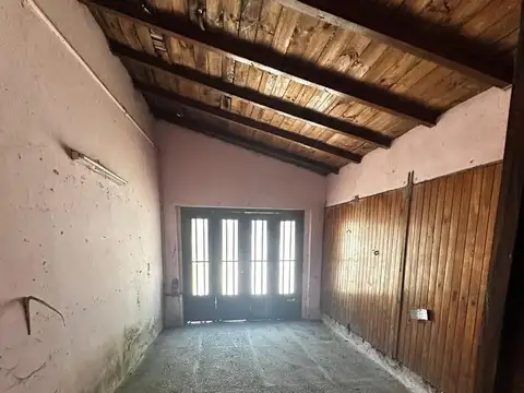 Venta Casa A Refaccionar Terreno Mercedes Permuta