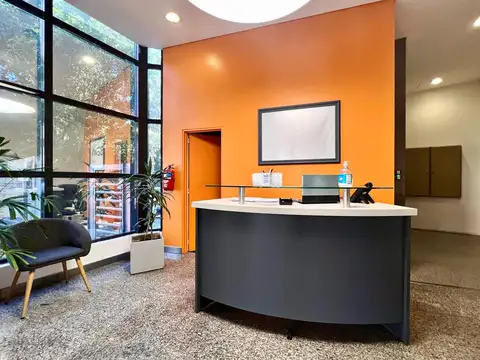 Oficina Monoambiente con 4 baños