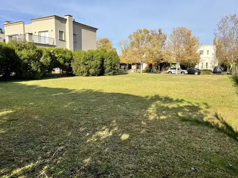 Venta de Terreno Los Sauces Nordelta