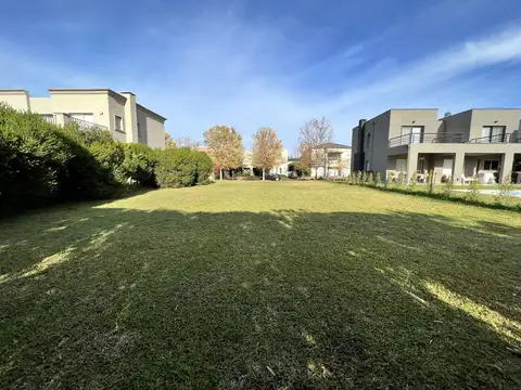 Venta de Terreno Los Sauces Nordelta