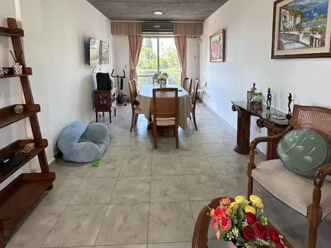 Alfonsin 373 , Piso 3