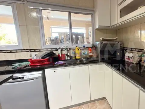 Casa en Venta en General Fernandez Oro, USD 209.000