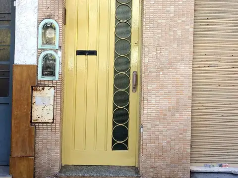 Depto Tipo Casa en Alquiler de 4 ambientes