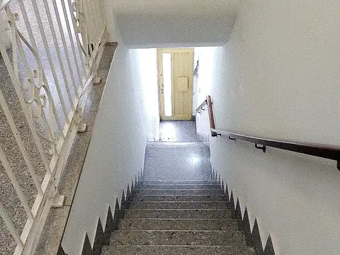 Depto Tipo Casa en Alquiler de 4 dormitorios